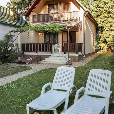 Csuka Casa de Férias Szarvas